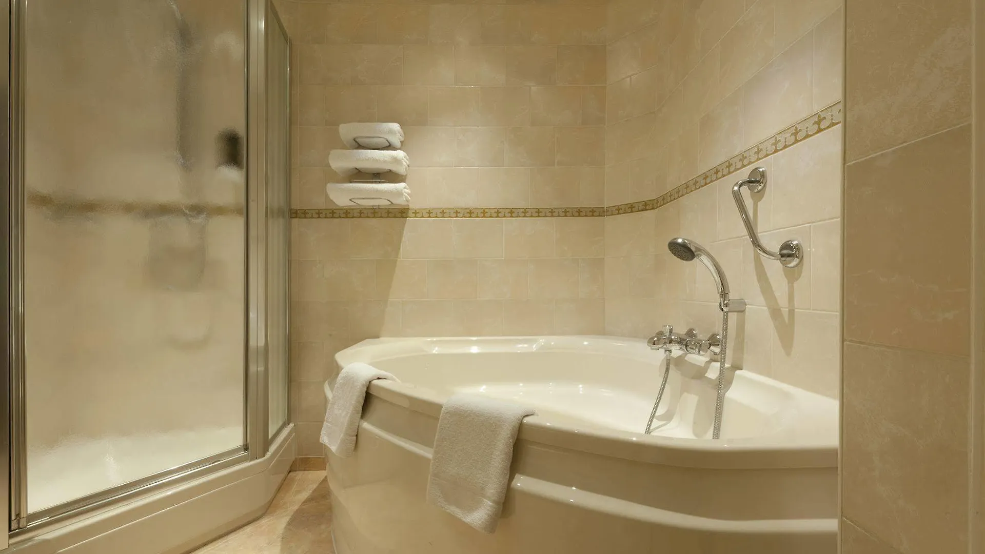 Hotel Emma Rotterdam 3*,